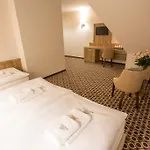 Alojamento de Acomodação e Pequeno-almoço Borowy Dwór- Biznes, Spa&fun Szaflary