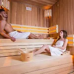 Borowy Dwór- Biznes, Spa&fun Alojamento de Acomodação e Pequeno-almoço
