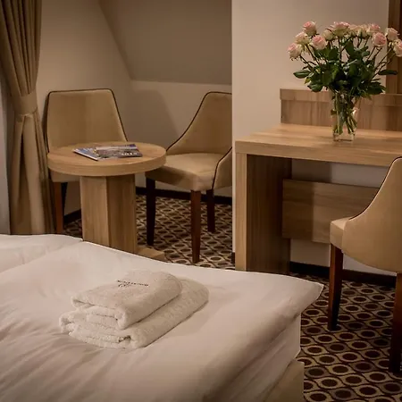 Nocleg ze śniadaniem Borowy Dwór- Biznes, Spa&fun Szaflary