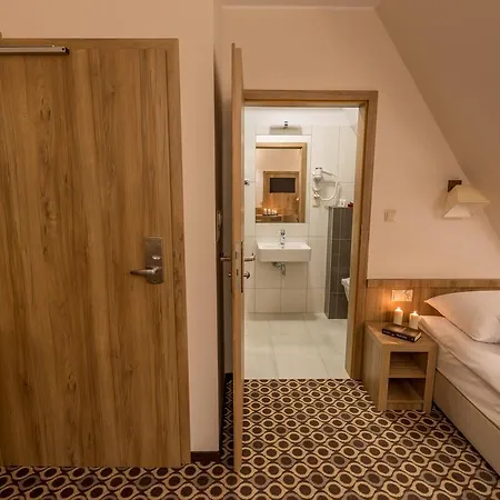 Borowy Dwór- Biznes, Spa&fun Nocleg ze śniadaniem