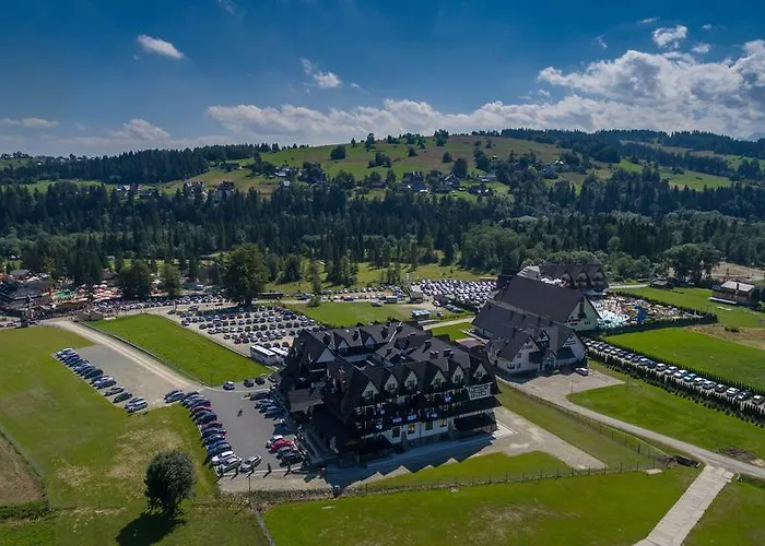 Borowy Dwor- Biznes, & Fun 3*